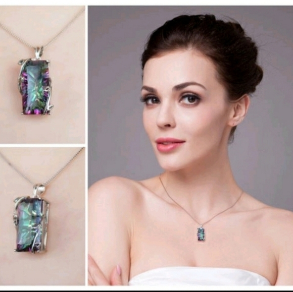 NEW Mystic Topaz Silver Pendant Necklace Multi Colored Bohemian Gypsy Opalescent - Picture 1 of 9
